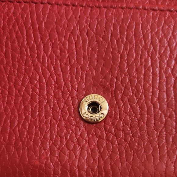 Gucci Interlocking GG Icon Red Leather Wallet on Chain - Picture 7 of 8